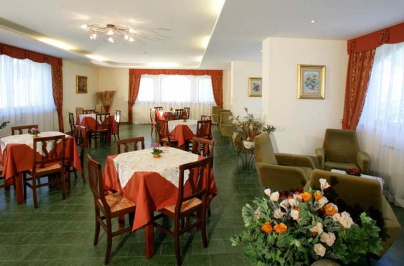 Hotel Fai 3*