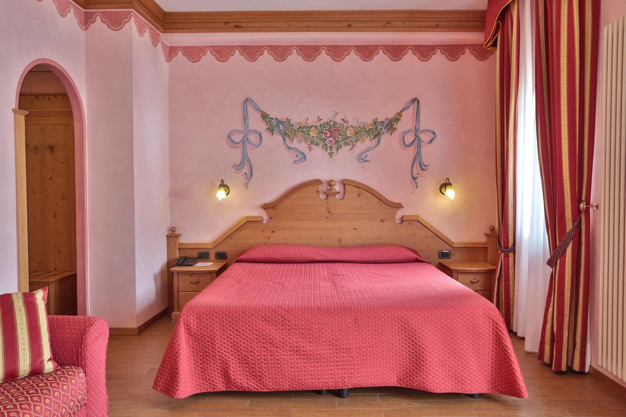 Fai Hotel 3*