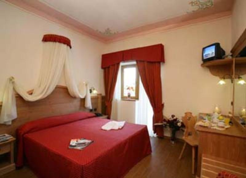 Hotel Fai